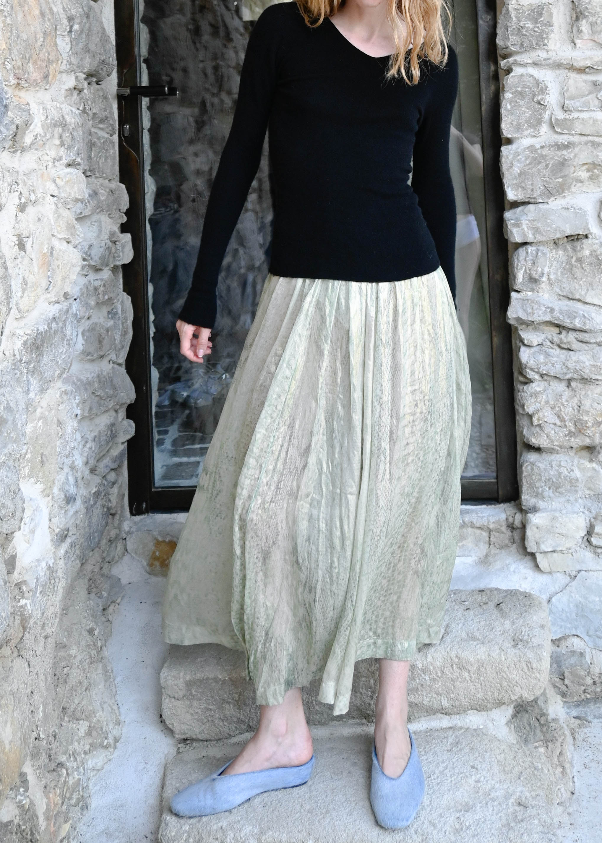 HUE SKIRT
