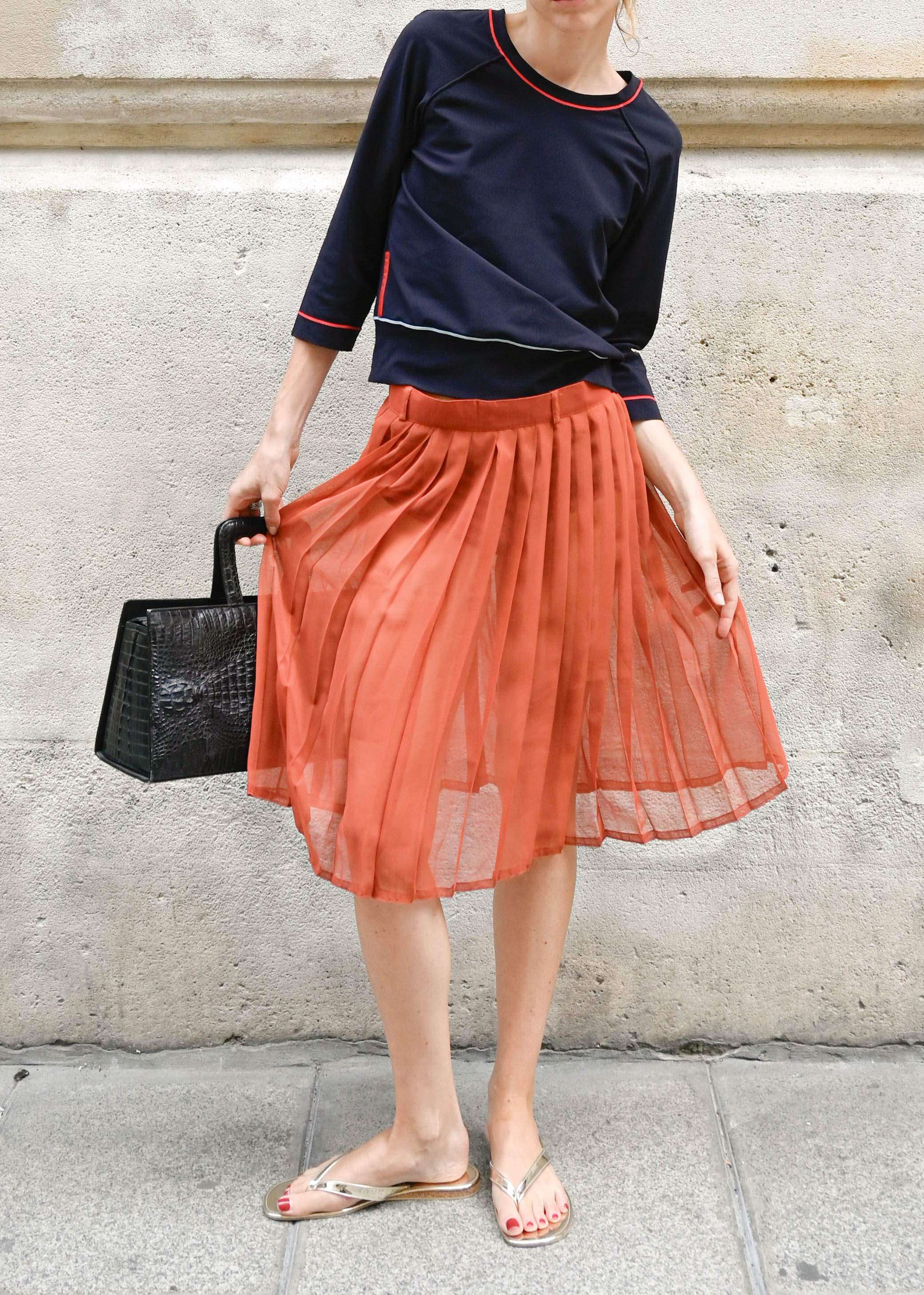 PLEATED SKIRT