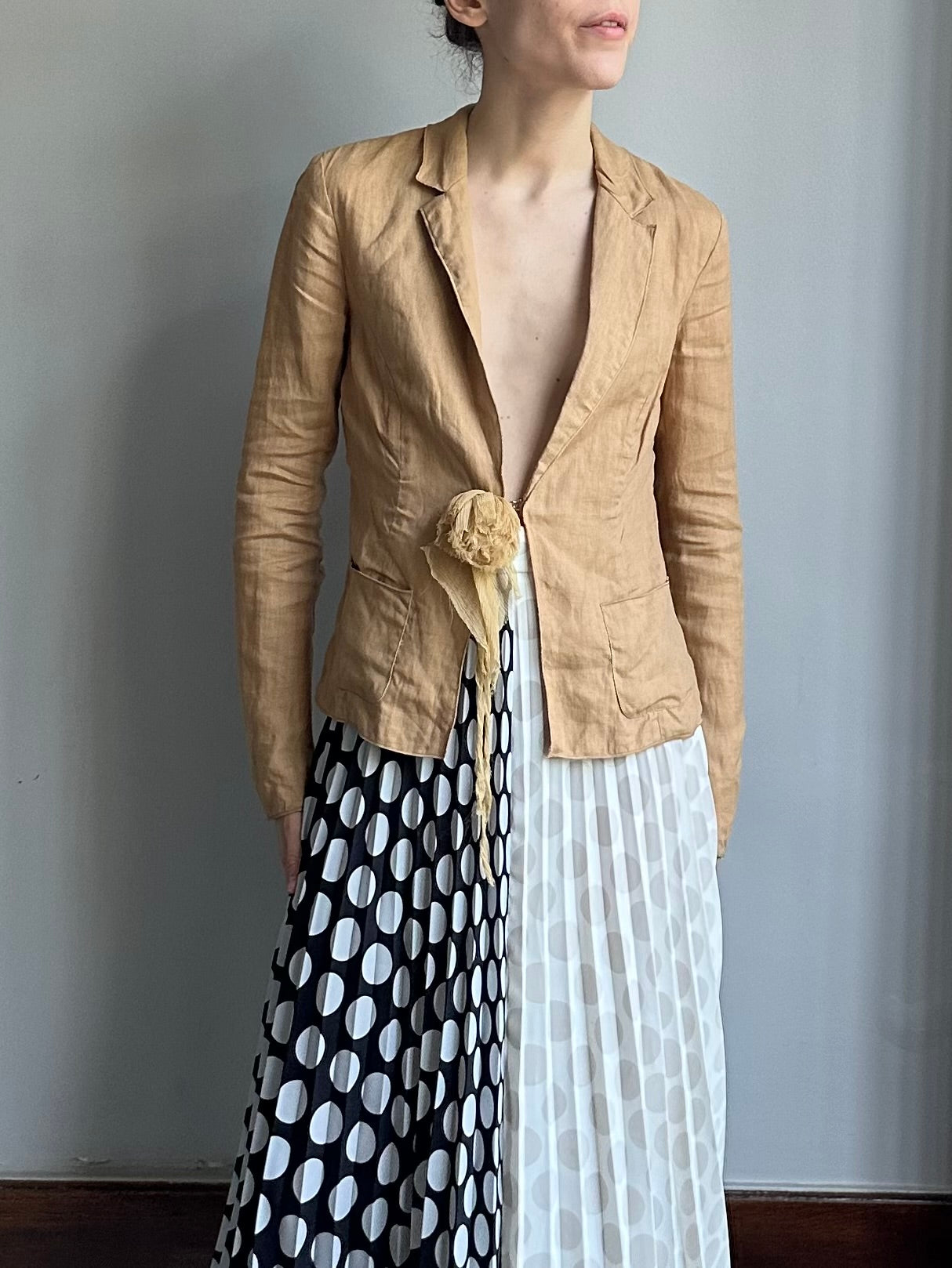 TARA JARMON LINEN BLAZER