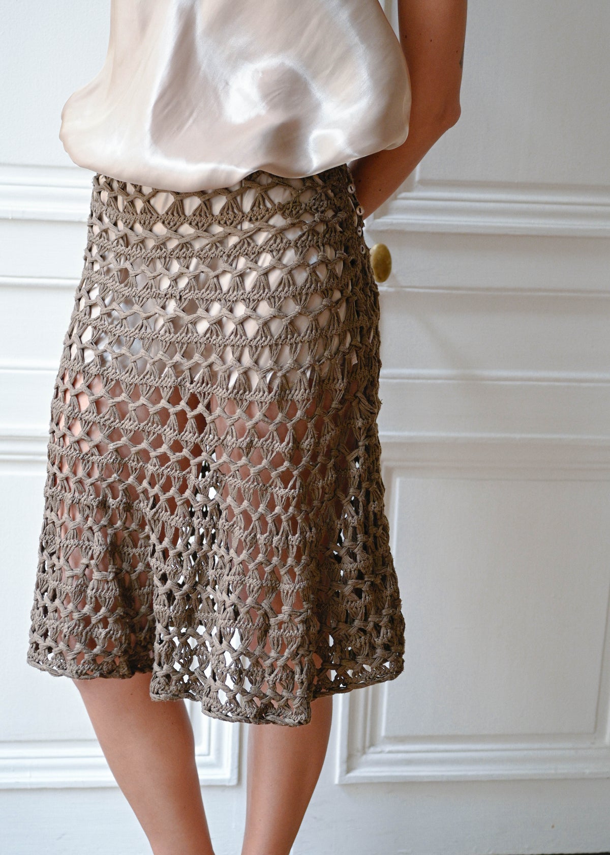 Brown open knit skirt, vintage, TURN Paris (detail)