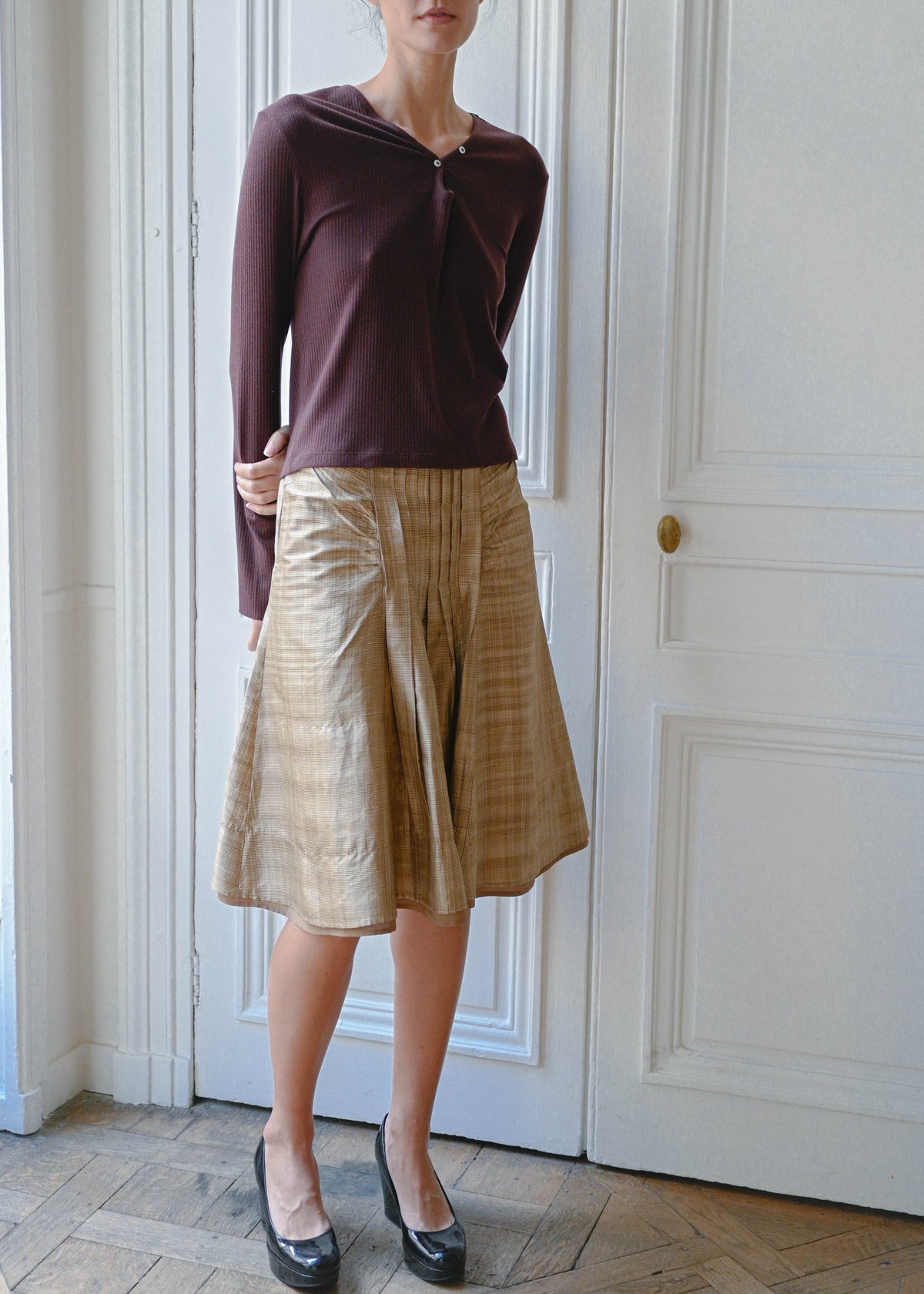 Gold pleated skirt, vintage, TURN Paris (detail)