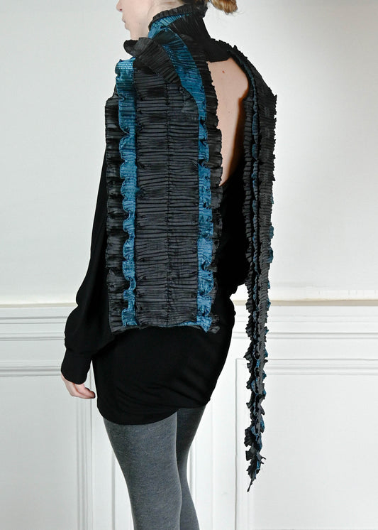 PLEATED SCARF