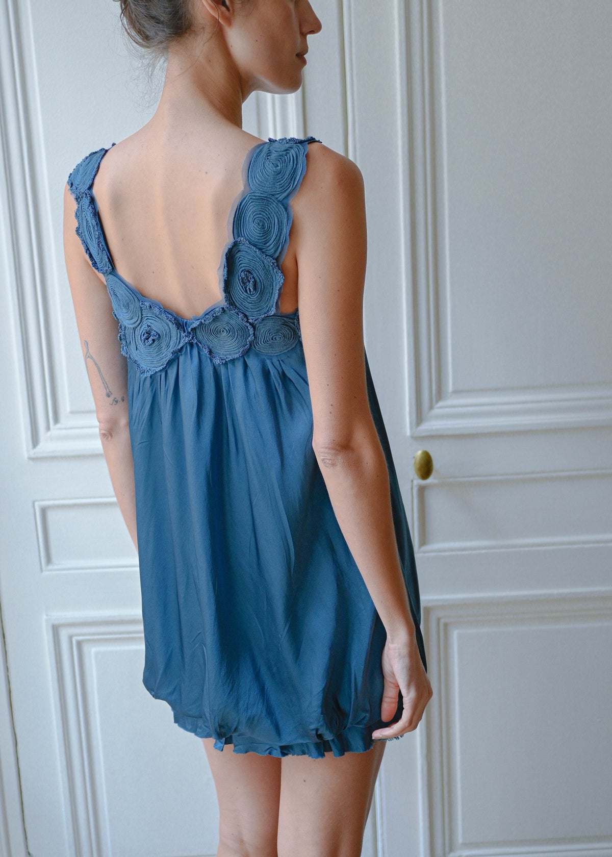 Ruffled silk dress, vintage, TURN Paris (back view)