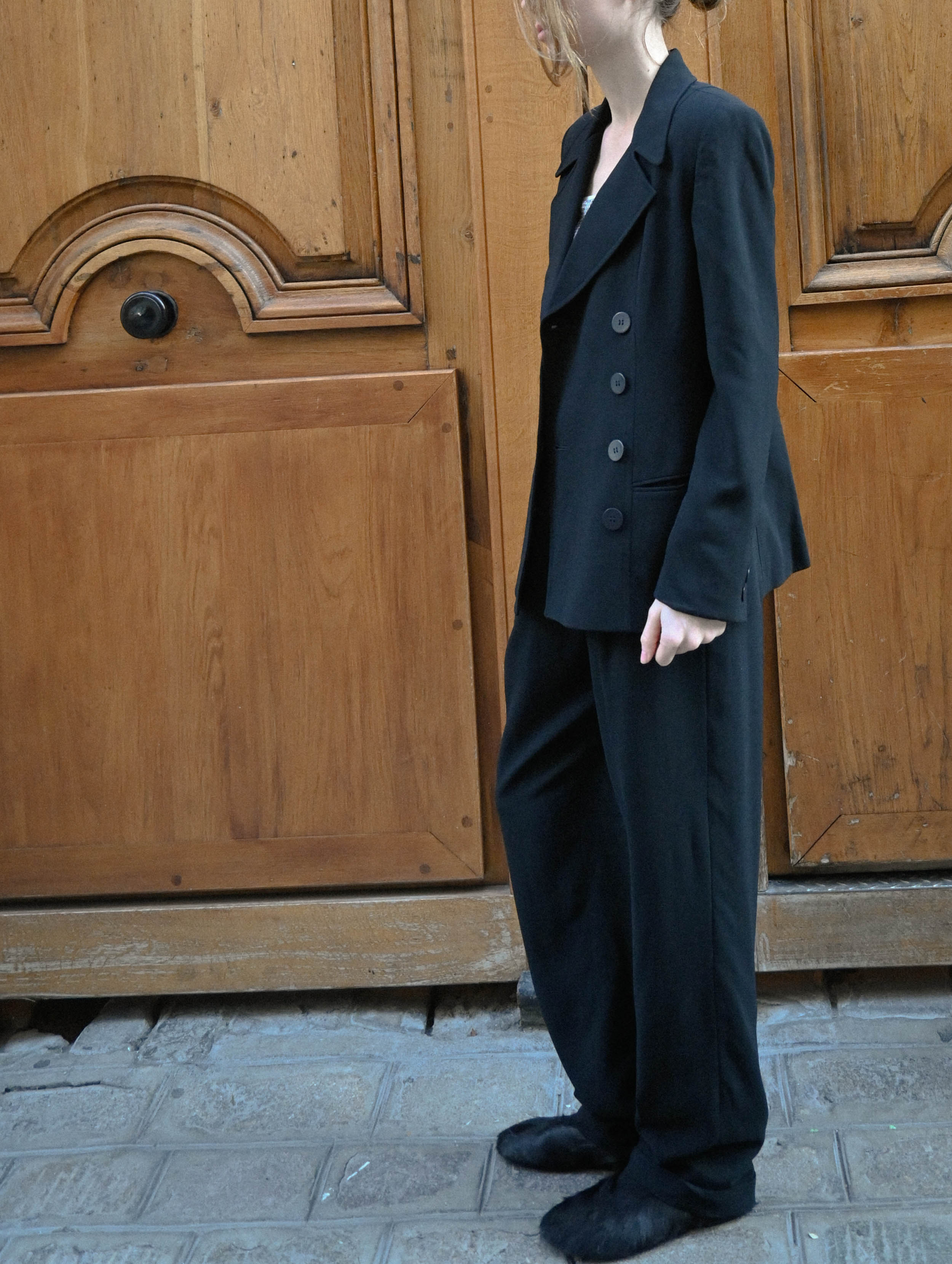 DONNA KARAN SUIT