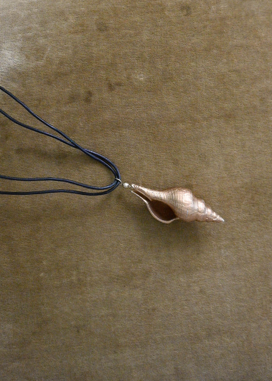 SEASHELL NECKLACE
