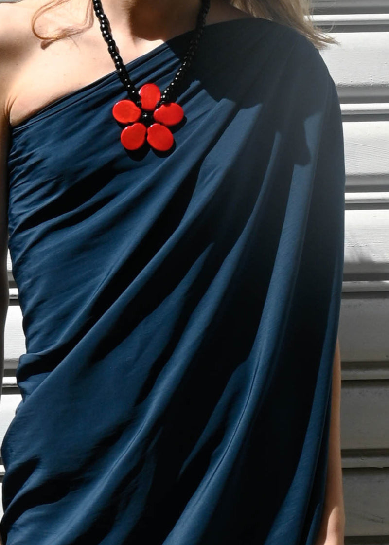 GLASS NECKLACE