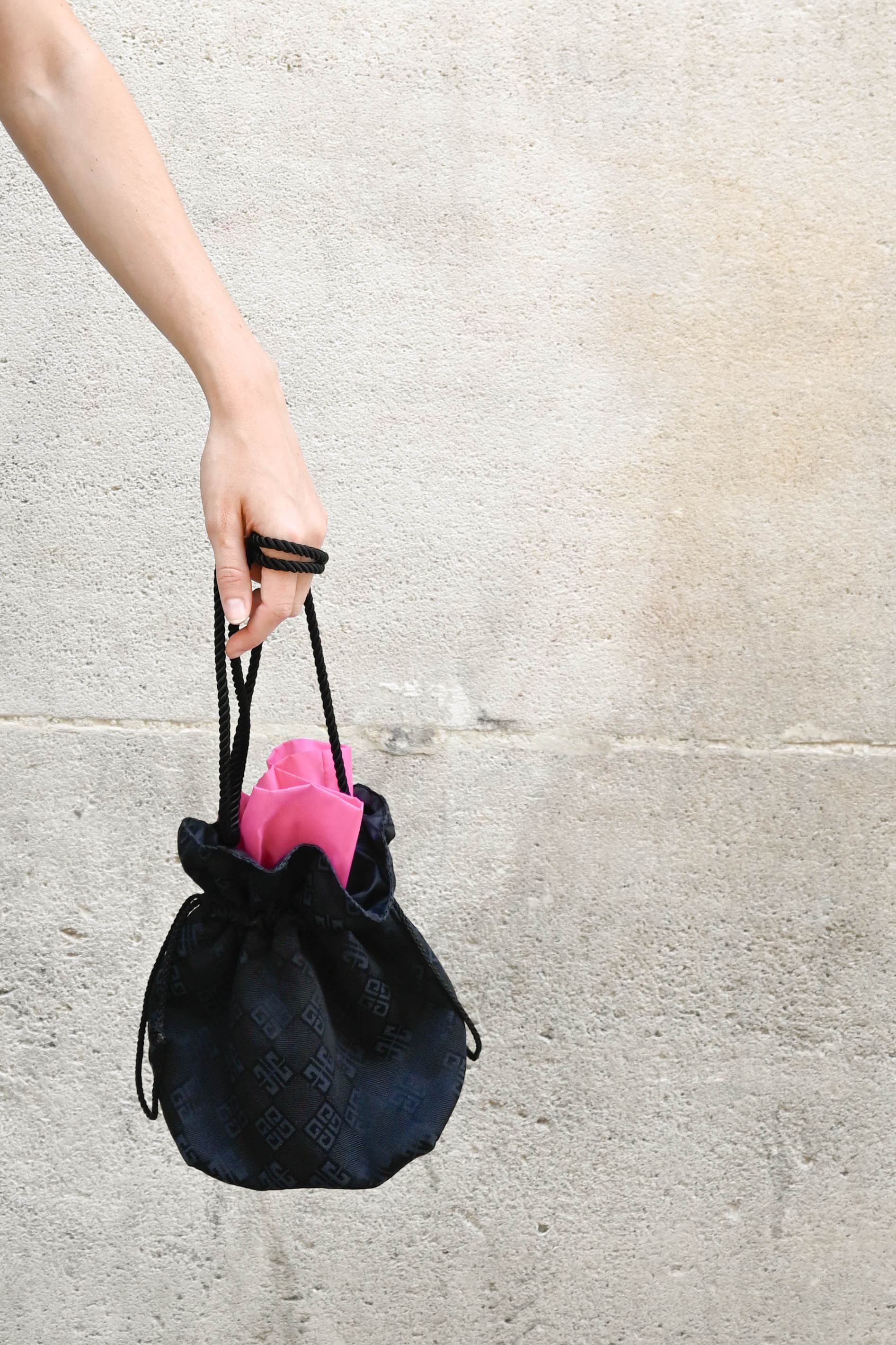SILK POUCH