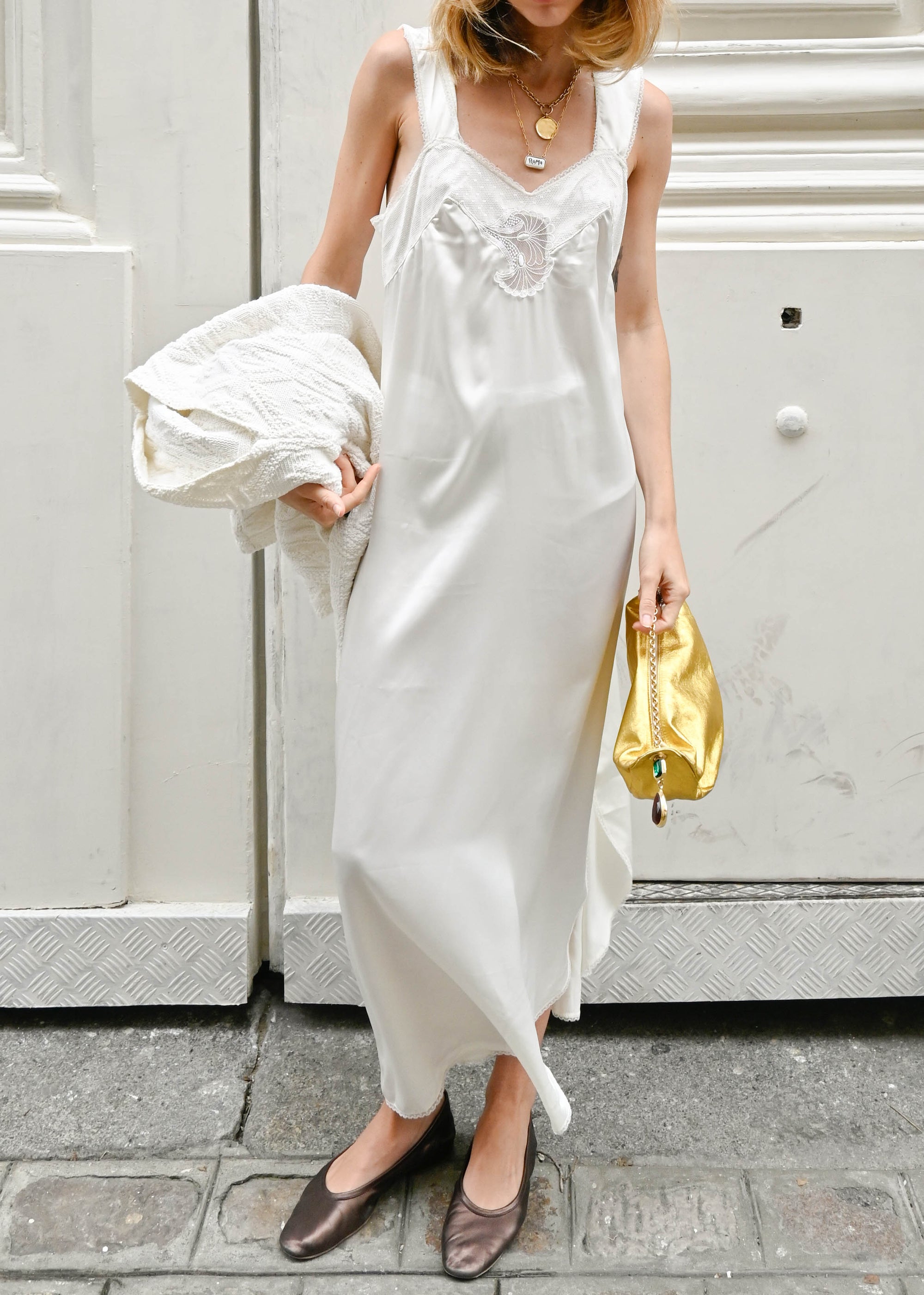 WHITE MAXI