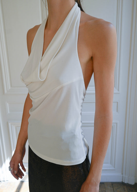 BACKLESS TANK
