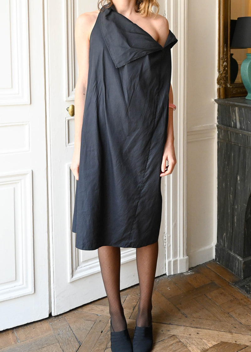 STRUCTURED DRESS