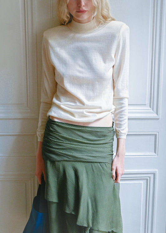 PADDED CREAM SWEATER