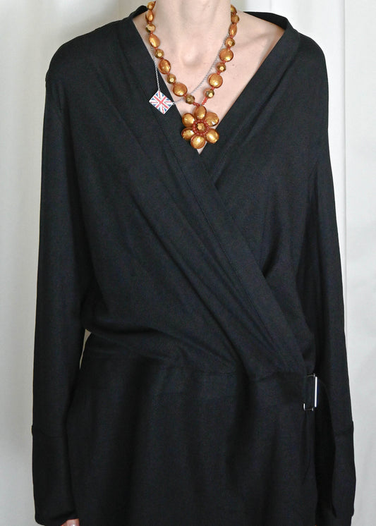 GLASS FLOWER NECKLACE