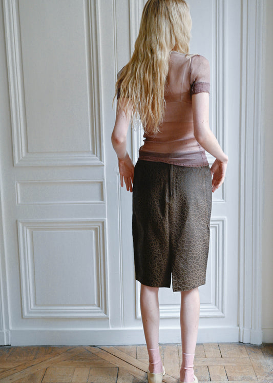 Embossed pencil skirt