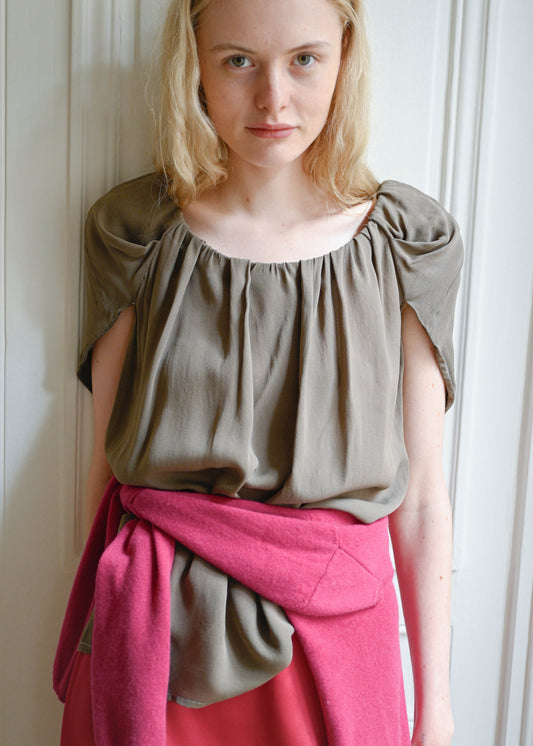 BROWN DRAP TOP
