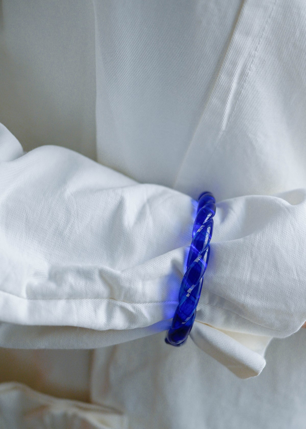 TURN Paris blue Twisted Bangle, handmade glass bangle by La Verrerie de Biot