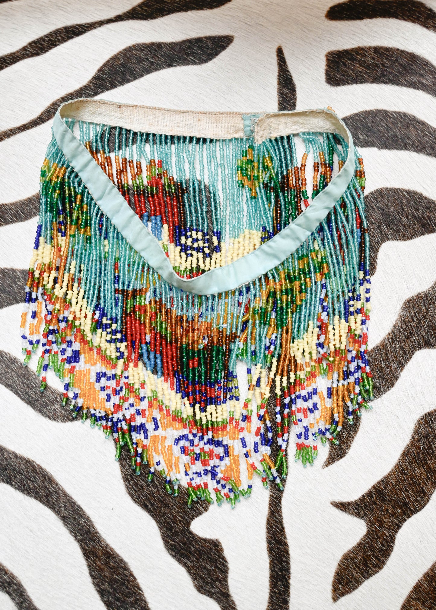 HOUSE BEADED NECKLACE