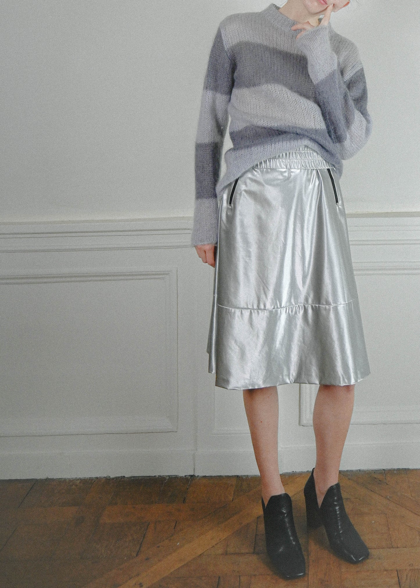 SILVER SKIRT
