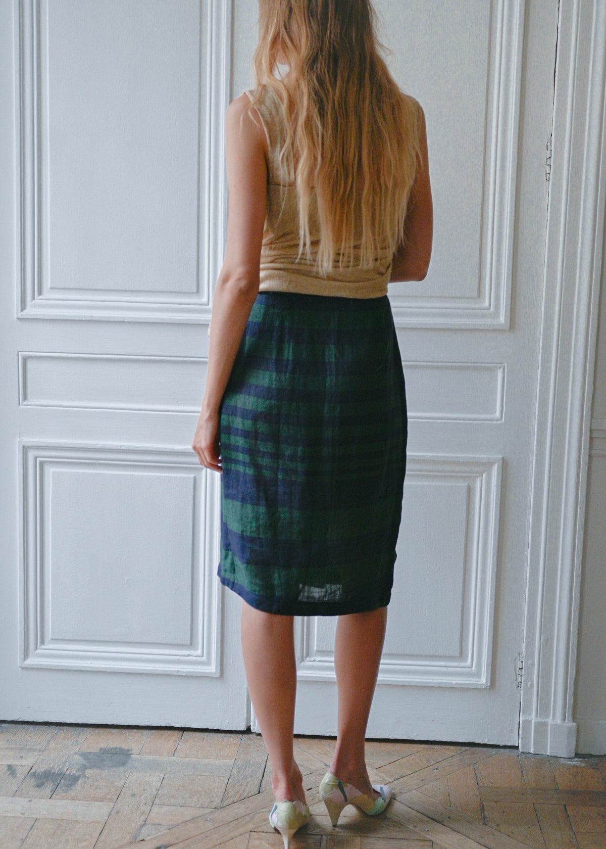Striped linen skirt, back view