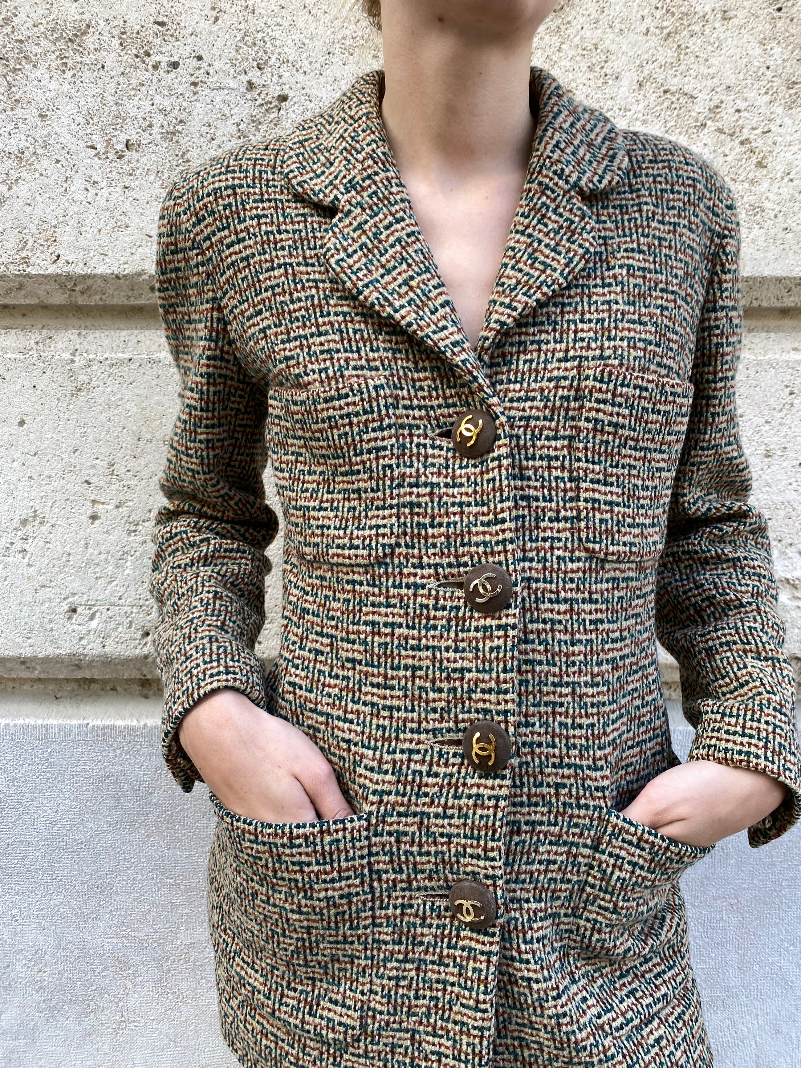 CHANEL 1999 TWEED BLAZER