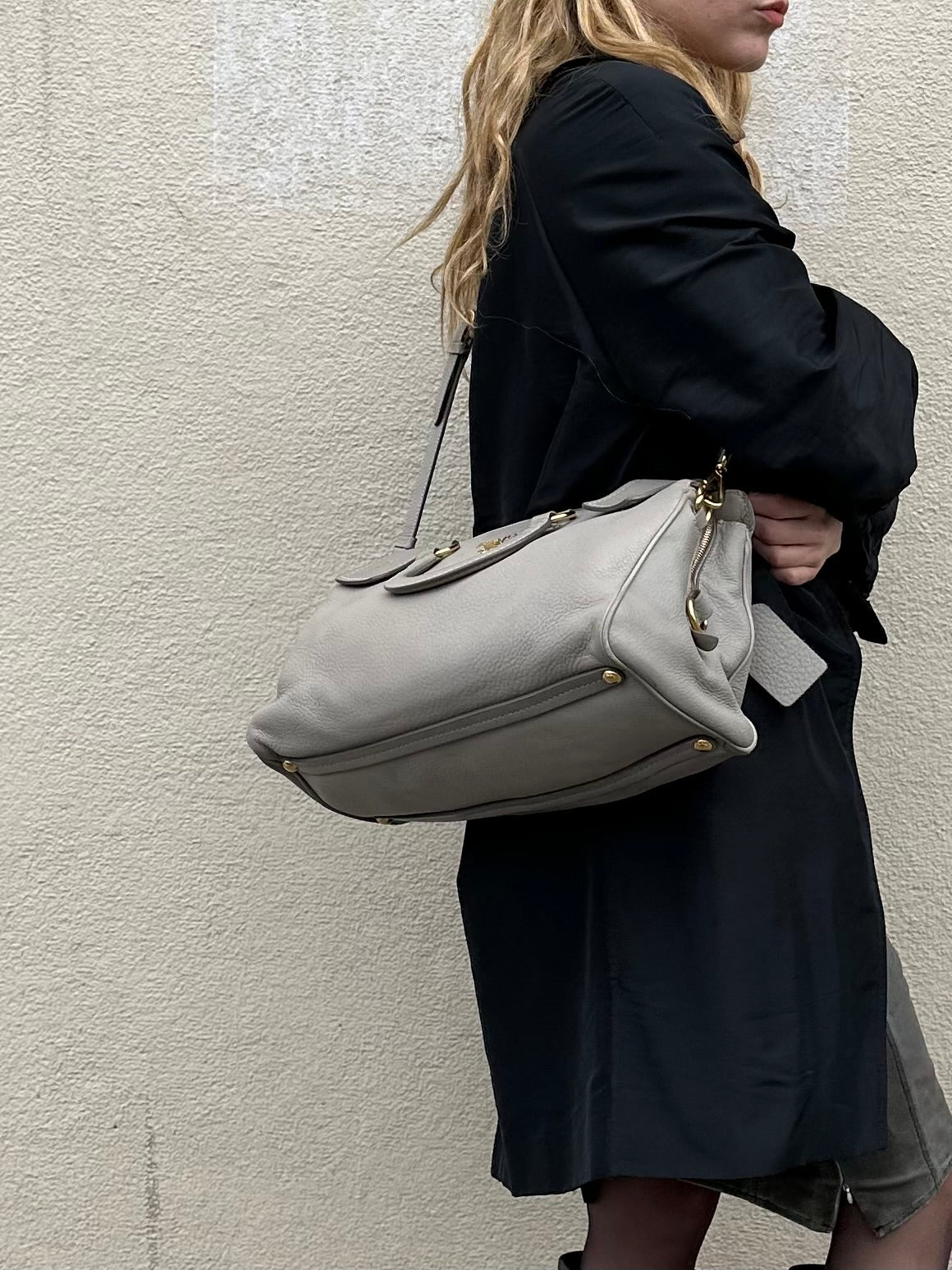 PRADA LIGHT GREY LEATHER BAG