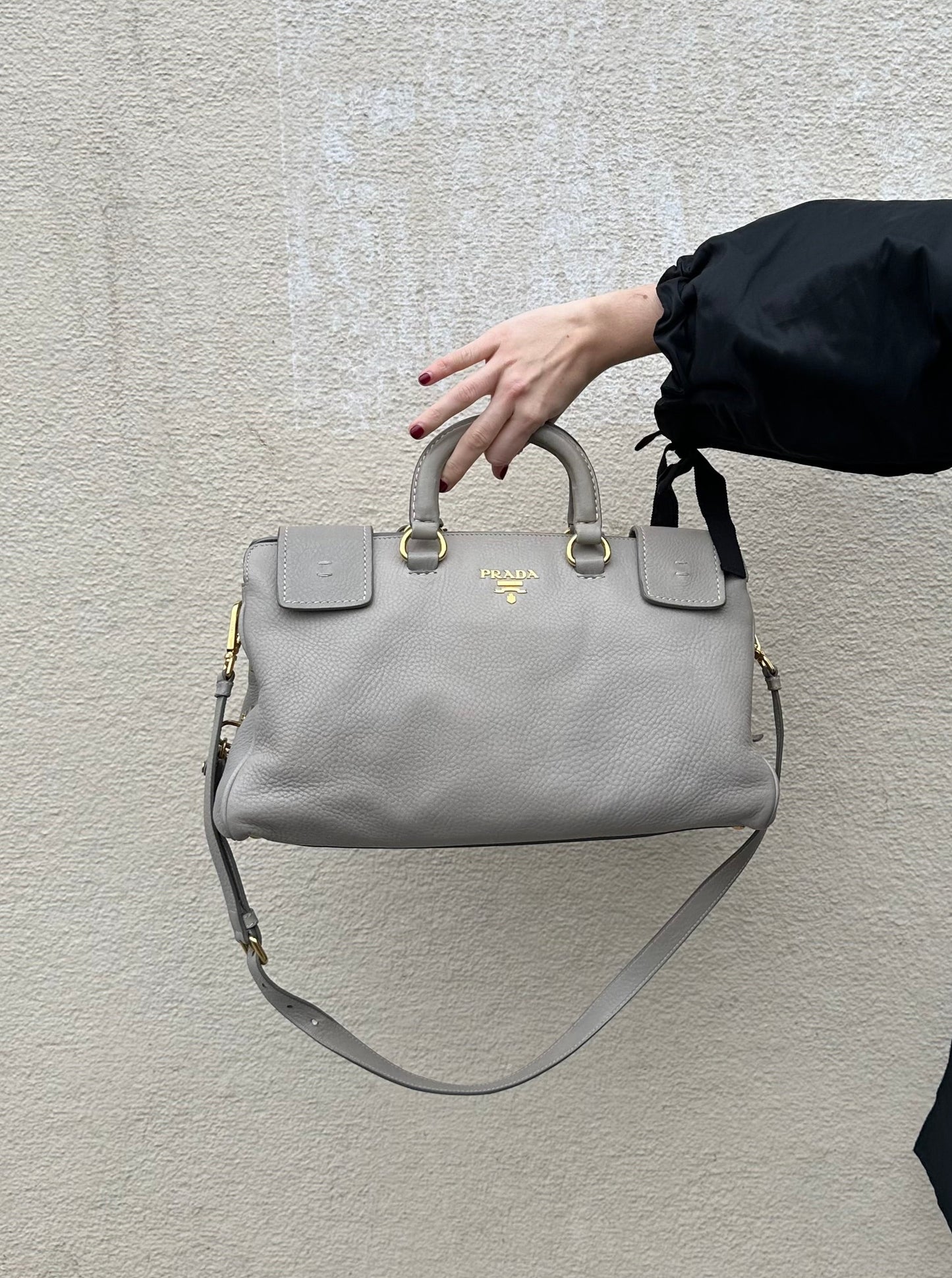 PRADA LIGHT GREY LEATHER BAG