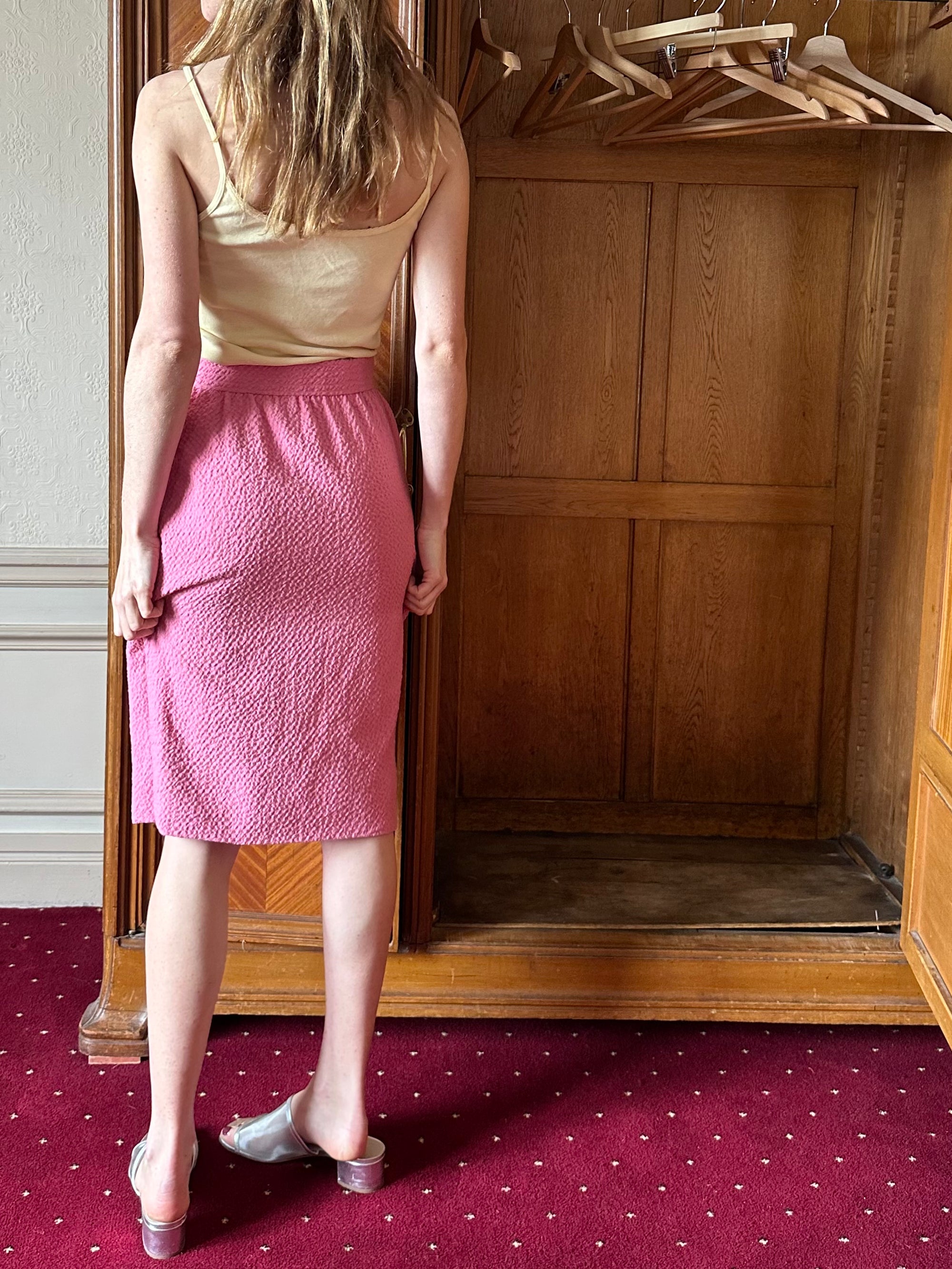 CREPE SKIRT
