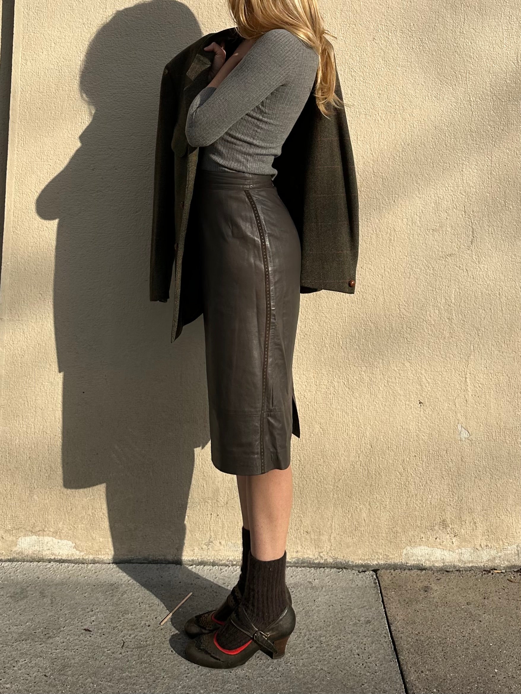 GENNY GREY LEATHER PENCIL SKIRT